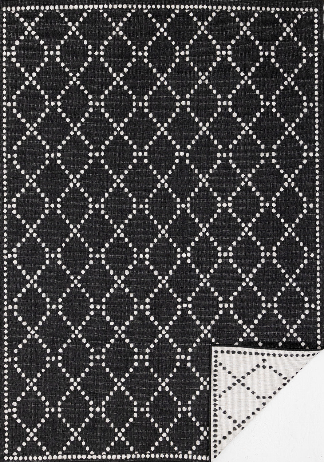 Brooke Reversible Diamonds Indoor/Outdoor Area Rug - 5'3" x 7'7"|Carpette réversible Brooke à motif de diamants pour l’intérieur et l'extérieur - 5 pi 3 po x 7 pi 7 po