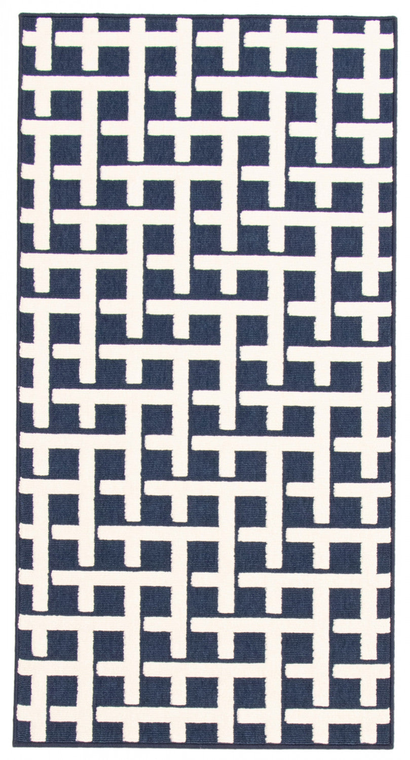 Brangane Blue 2'8" x 4'11" Area Rug|Carpette Brangane bleue 2 pi 8 po x 4 pi 11 po|D86FEOD9