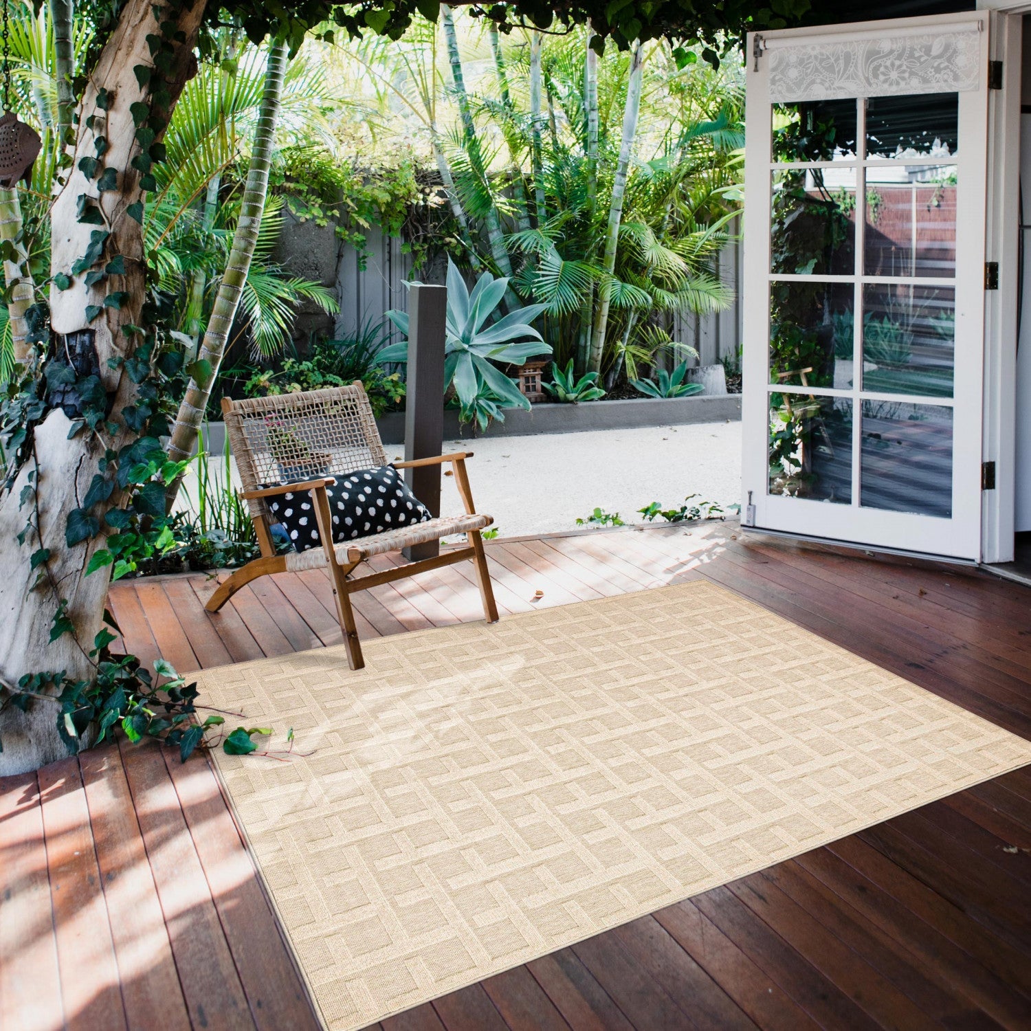 Brangane Ivory 6'7" x 9'6" Area Rug|Carpette Brangane ivoire 6 pi 7 po x 9 pi 6 po|D86FJUZ5