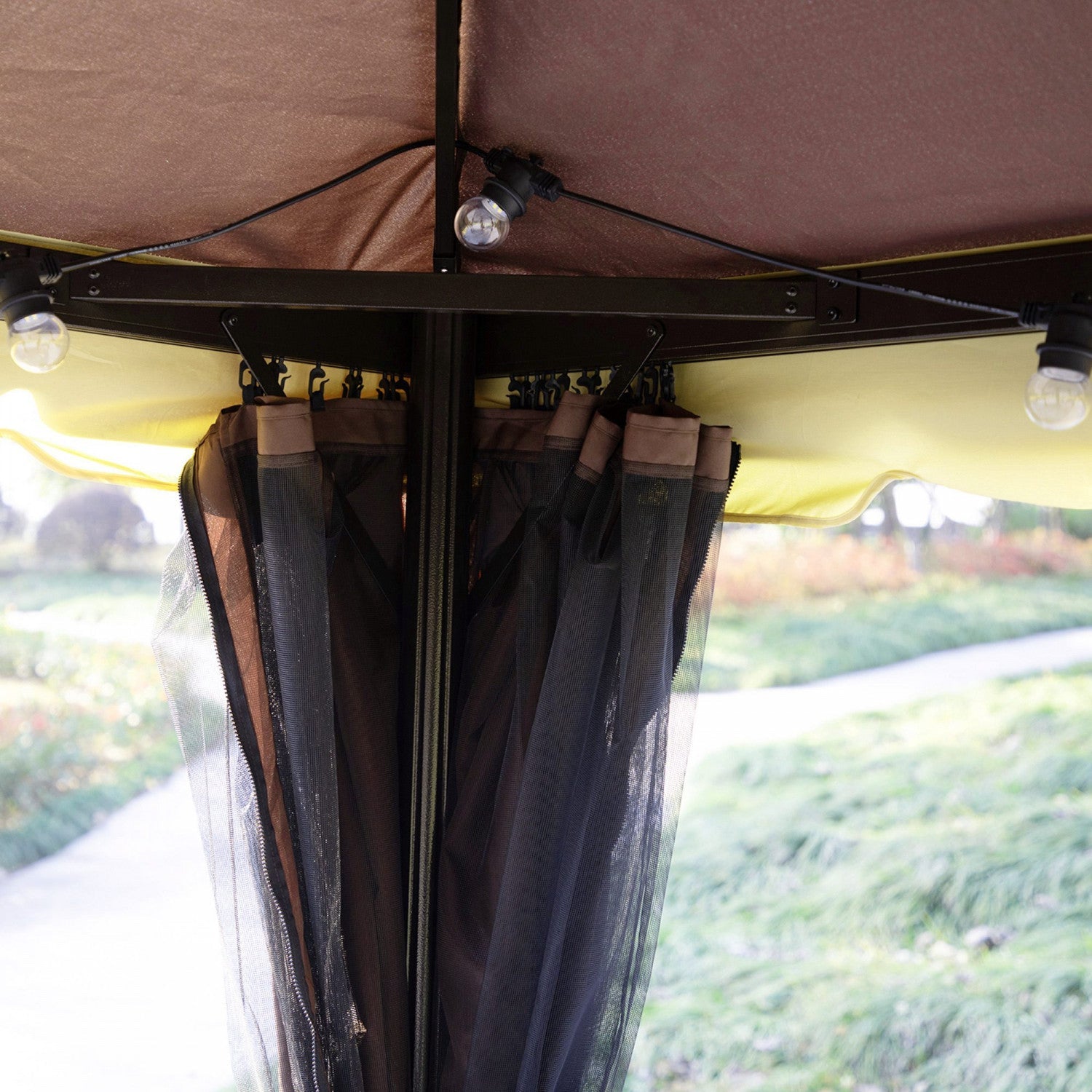 Outsunny 10' x 13' Patio gazebo, aluminum Frame Double Roof Outdoor Gazebo Canopy Shelter With Netti|Outsunny 10 X 13pi Cadre En Aluminium Gazebo Canopee Abri De Jardin A Deux Niveaux Avec Filet Et Rid