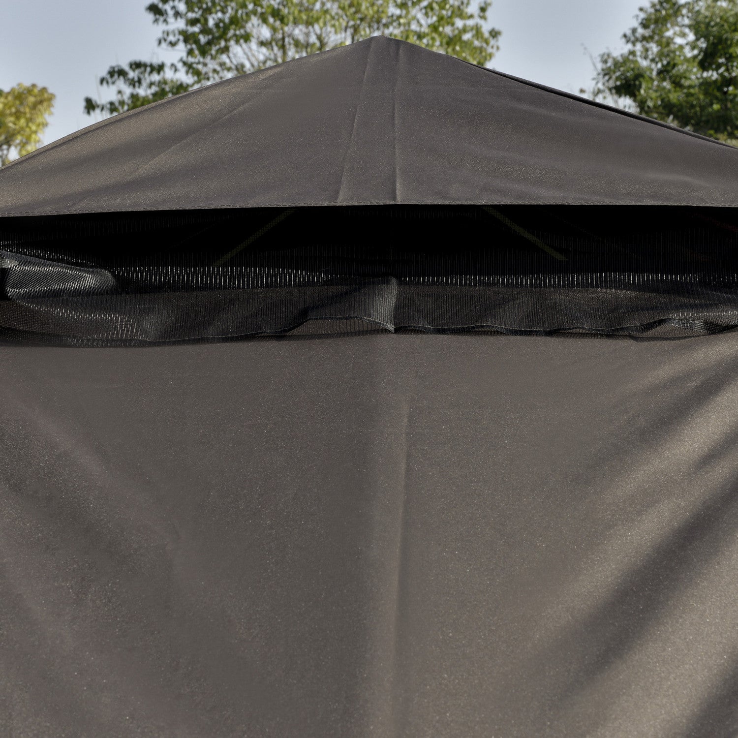 Outsunny 10' X 10' Outdoor Patio Gazebo Canopy With Double Tier Roof, Removable Mesh Curtains, Displ|Auvent De Terrasse Exterieure Outsunny 10 Pi X 10 Pi Avec Toit A Deux Niveaux, Rideaux En Maille Amo
