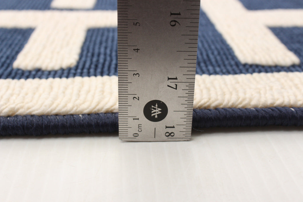 Brangane Blue 6'7" x 9'6" Area Rug|Carpette Brangane bleue 6 pi 7 po x 9 pi 6 po|D86F8UIX