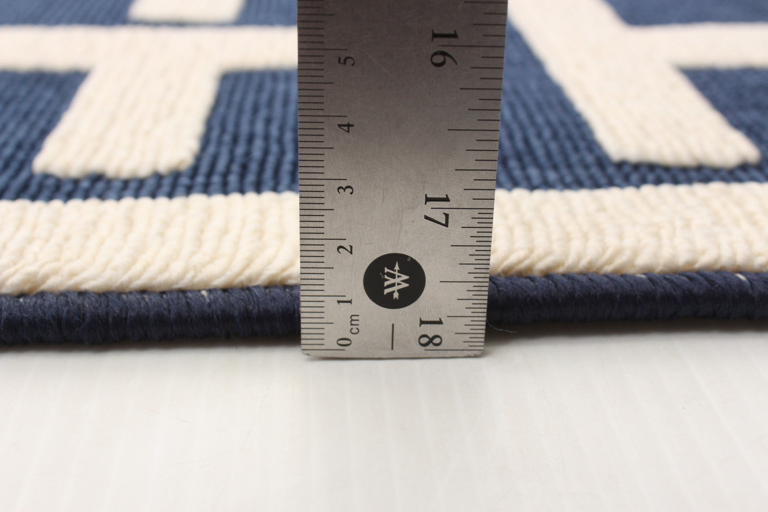 Brangane Blue 6'7" x 9'6" Area Rug|Carpette Brangane bleue 6 pi 7 po x 9 pi 6 po|D86F8UIX