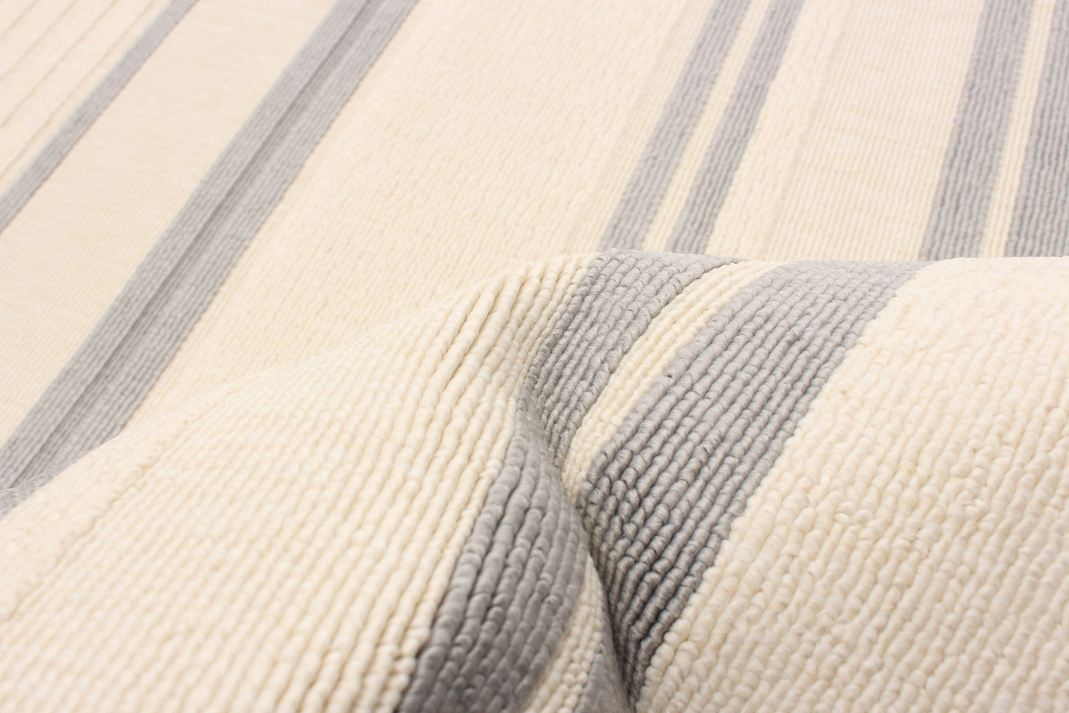 Talya Ivory 6'7" x 9'6" Area Rug|Carpette Talya ivoire 6 pi 7 po x 9 pi 6 po|D86FJ46W