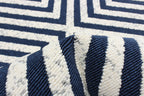 Dodie Blue-Ivory 4'7" x 6'7" Area Rug|Carpette Dodie bleueivoire 4 pi 7 po x 6 pi 7 po|D86F28XB