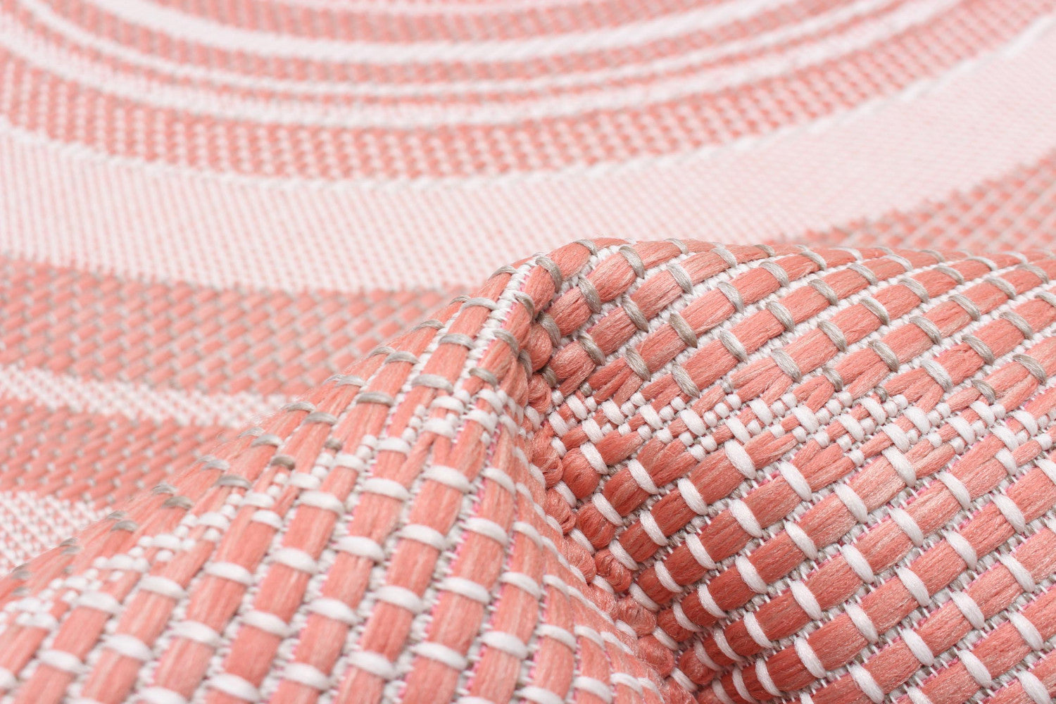 Neisha Modern Coral Rug 6'7" X 9'6" Area Rug|Carpette Neisha Modern corail 6 pi 7 po x 9 pi 6 po|D86F2H2M