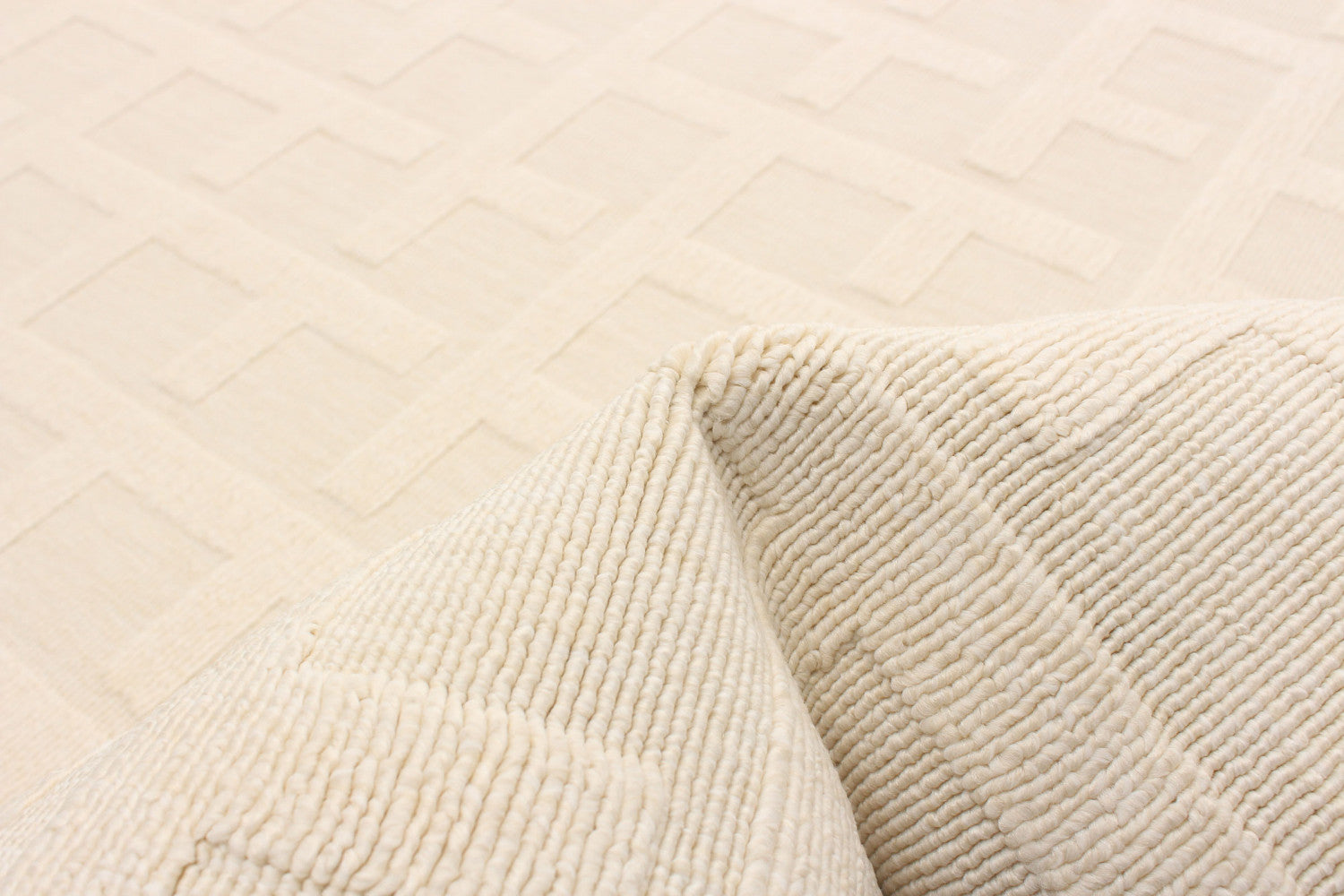 Brangane Ivory 2'8" x 4'11" Area Rug|Carpette Brangane ivoire 2 pi 8 po x 4 pi 11 po|D86F4MP9