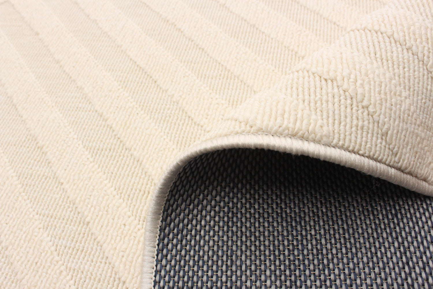 Dodie Ivory 4'7" x 6'7" Area Rug|Carpette Dodie ivoire 4 pi 7 po x 6 pi 7 po|D86FY2CG
