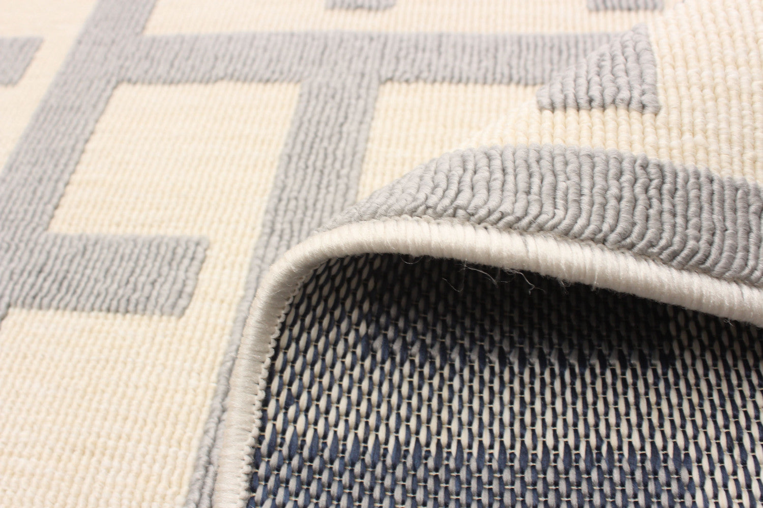Brangane Light Grey 3'11" x 5'7" Area Rug|Carpette Brangane gris clair 3 pi 11 po x 5 pi 7 po|D86F2X5D