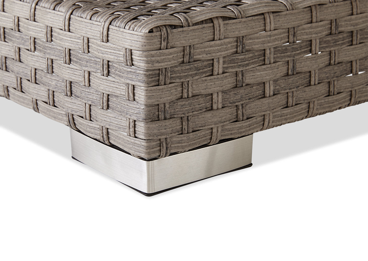 Bermuda 6-Piece Canopy Outdoor Patio Conversation Set - Hand-Woven Resin Wicker, UV & Weather Resistant - Grey | Ensemble de conversation Bermuda 6 pièces avec toit pour la terrasse à l’extérieur - osier en résine tressé à la main - gris