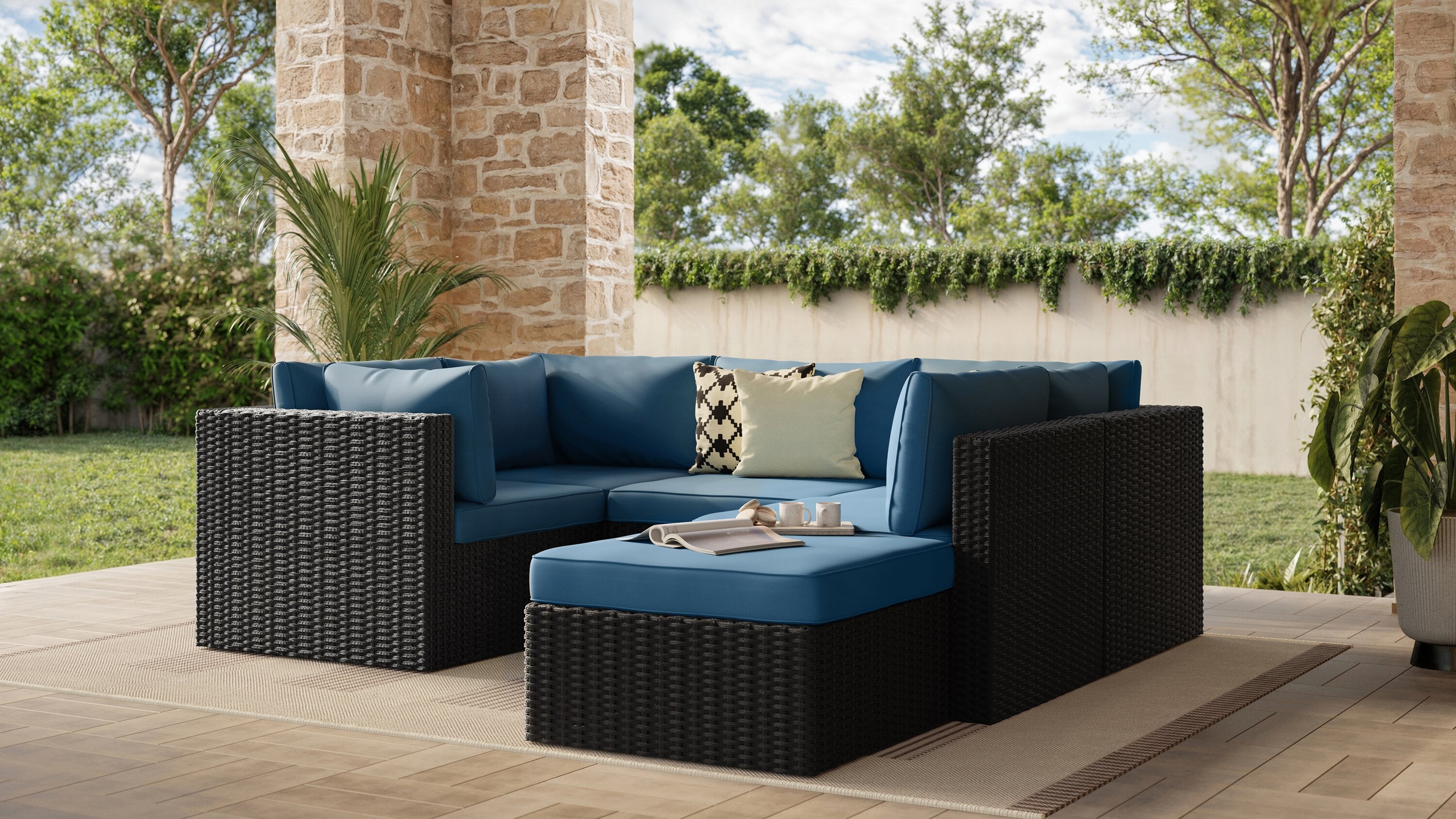 Barbados 6-Piece Patio Set with Ottoman – Blue  | Ensemble Barbados 6 pièces pour la terrasse avec pouf - bleu