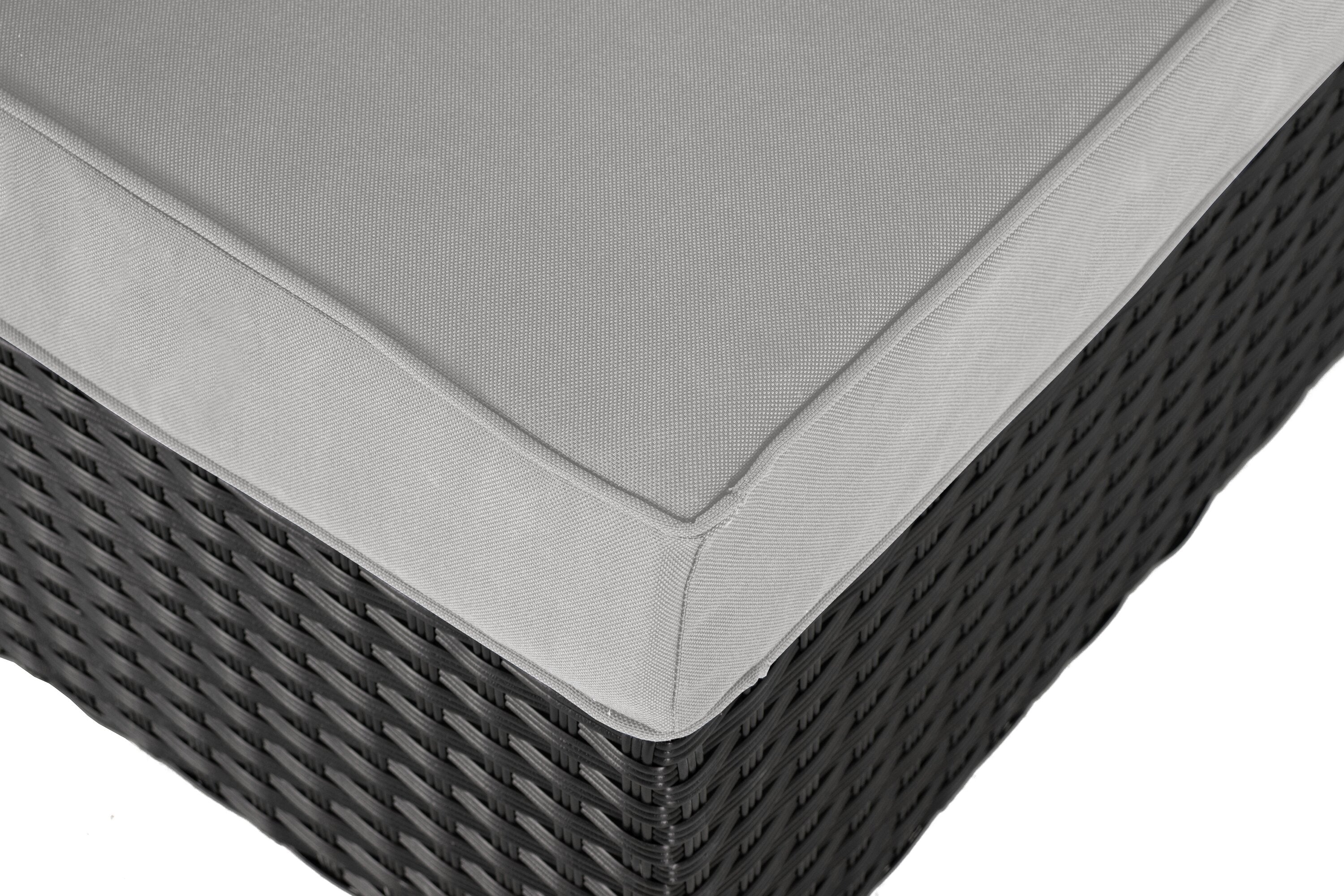 Barbados Armless Patio Chair – Grey | Fauteuil sans accoudoirs Barbados pour la terrasse - gris