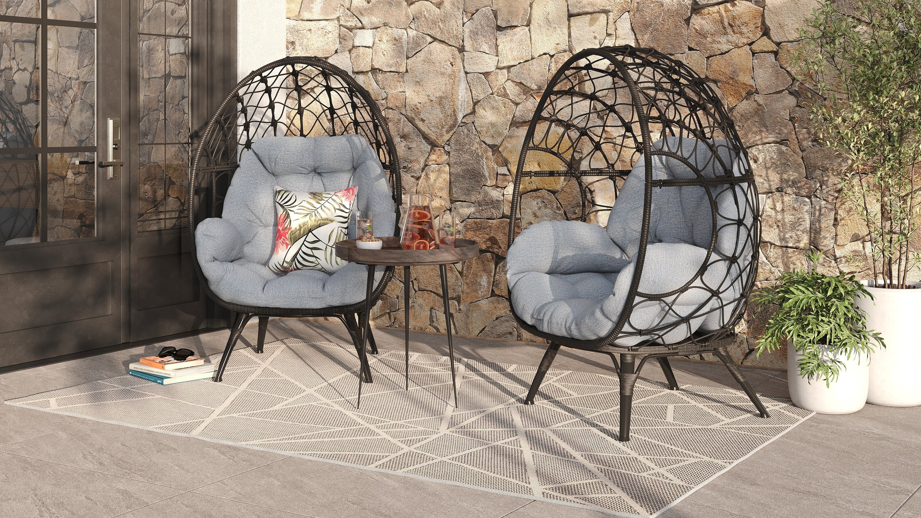 Coco Egg Outdoor Patio Chair - Grey | Fauteuil en forme d’œuf Coco pour la terrasse et l’extérieur - gris