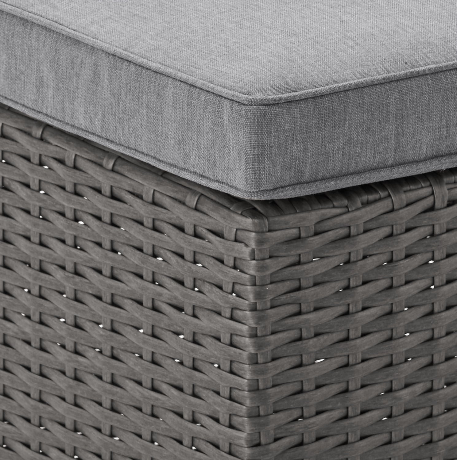 Morris Small Outdoor Patio Ottoman, Set of 2 - Hand-Woven Resin Wicker, Olefin Fabric, UV & Weather Resistant - Grey|Petit pouf Morris pour la terrasse, ensemble de 2|MORRGOT2