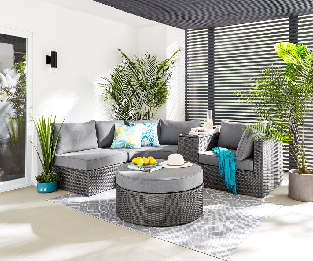 Morris 5-Piece Outdoor Patio Storage Set with 3 Corner Chairs & 2 Armless Chairs - Hand-Woven Resin Wicker, Olefin Fabric, UV & Weather Resistant - Grey|Ensemble Morris 5 pièces pour la terrasse avec rangement|MORRGSP5
