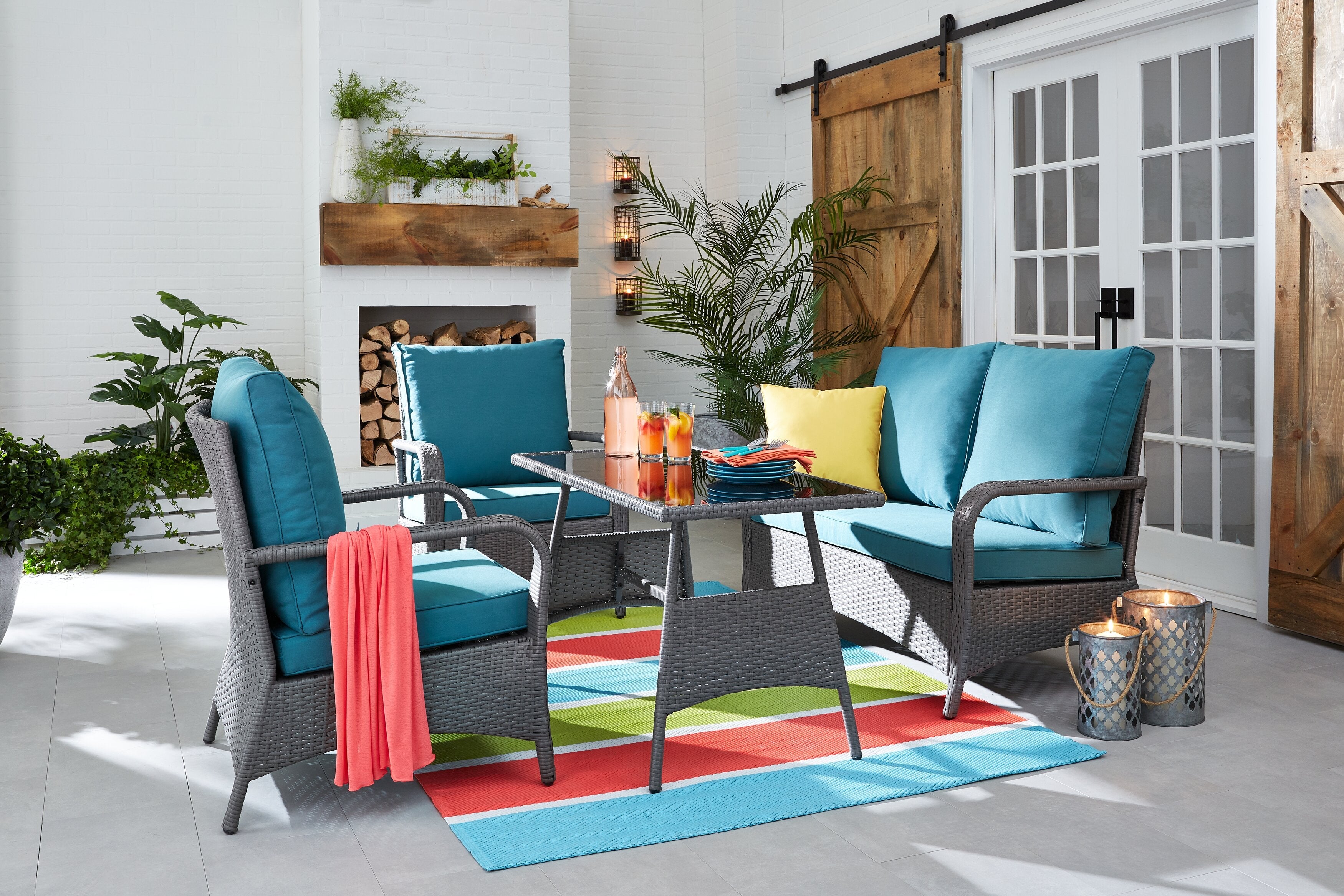 Nassau 4-Piece Outdoor Patio Set with Loveseat, 2 Chairs & Glass Top Coffee Table - Hand-Woven Resin Wicker, Olefin Fabric, UV & Weather Resistant - Blue | Ensemble de conversation Nassau 4 pièces - bleu | NA2A4SET