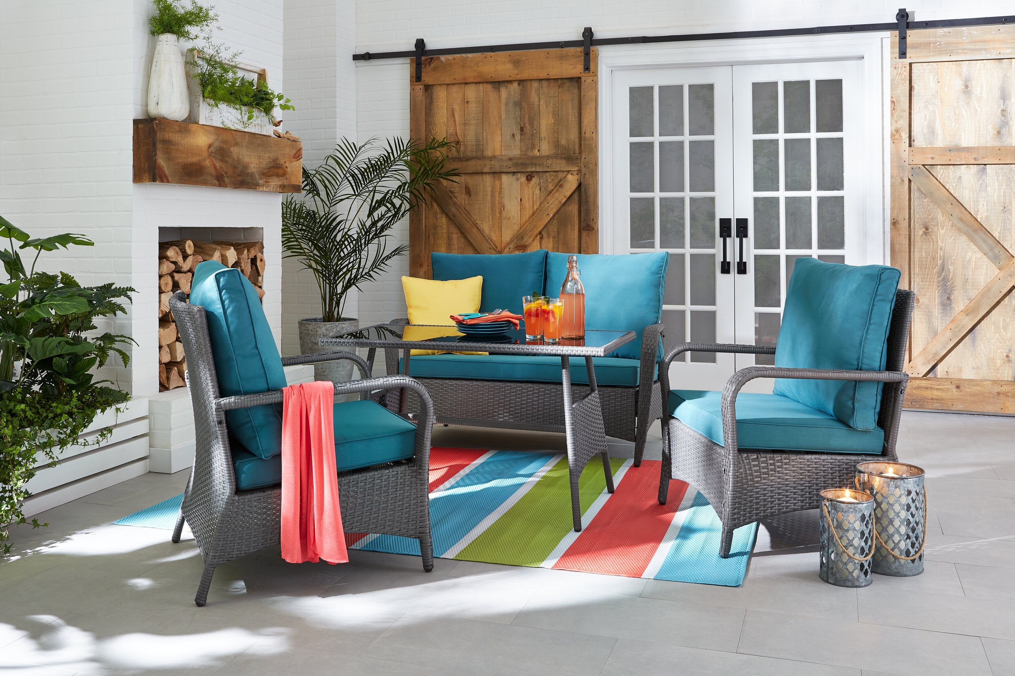 Nassau 4-Piece Outdoor Patio Set with Loveseat, 2 Chairs & Glass Top Coffee Table - Hand-Woven Resin Wicker, Olefin Fabric, UV & Weather Resistant - Blue | Ensemble de conversation Nassau 4 pièces - bleu | NA2A4SET