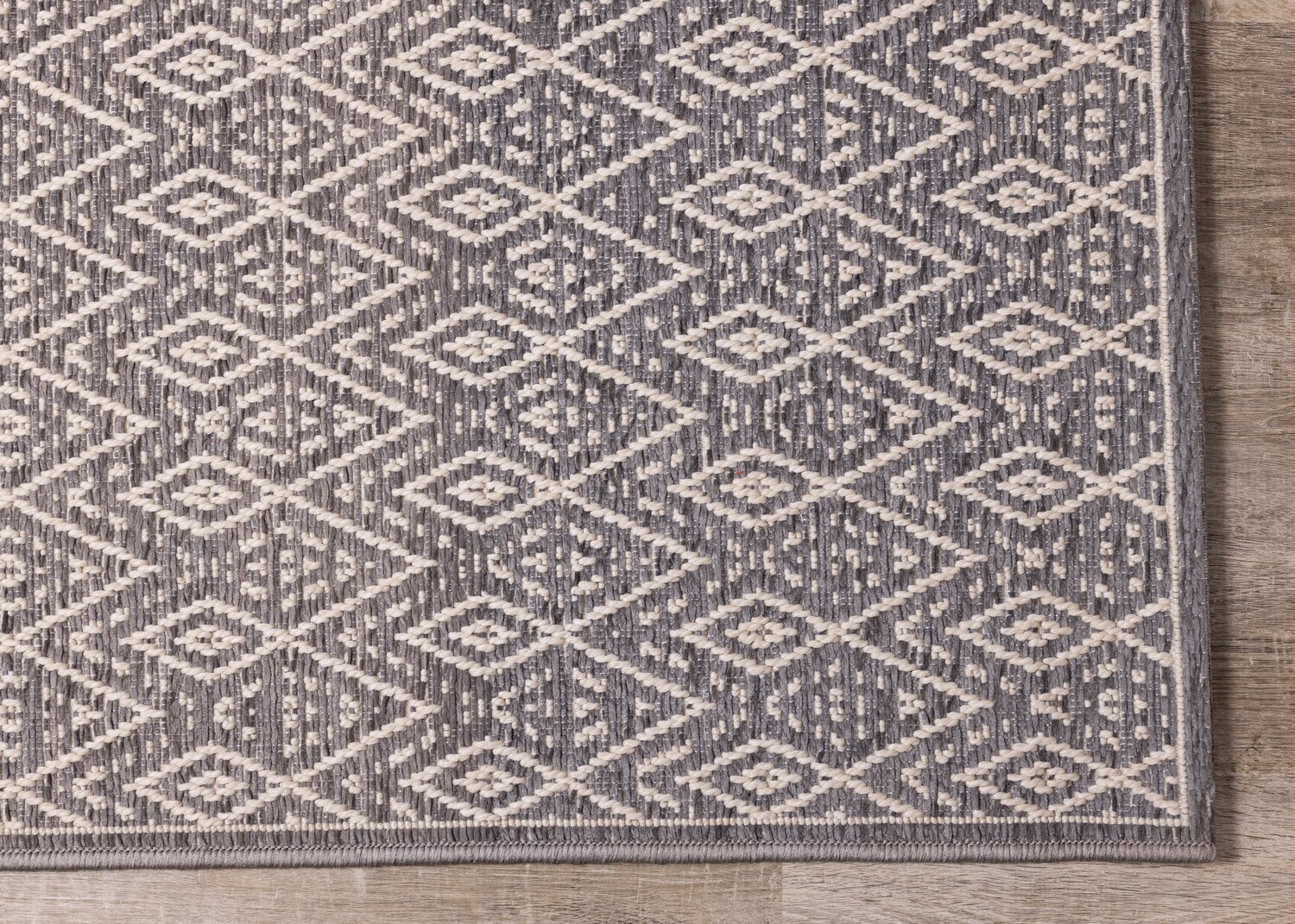 Vista Area Rug - 5' x 8' | Carpette Vista - 5 pi x 8 pi