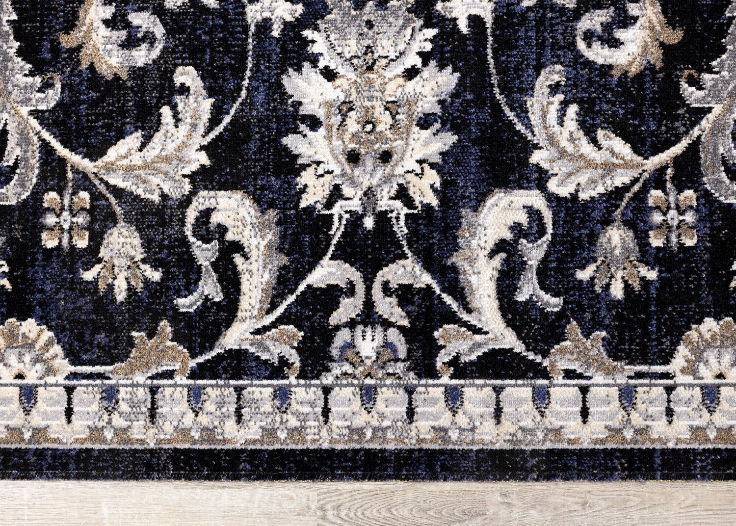 Aiyla Area Rug - 8' x 11' | Carpette Aiyla - 8 pi x 11 pi