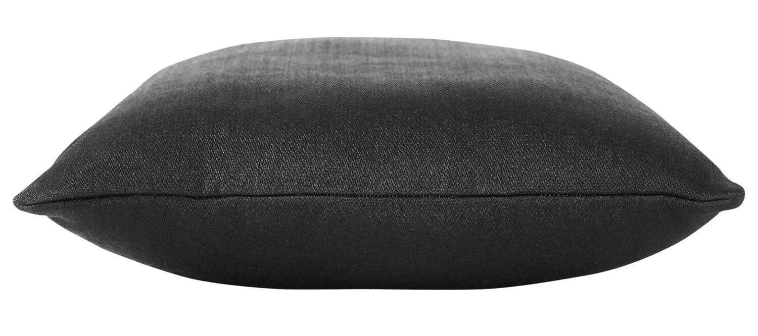 Indoor/Outdoor Classic Accent Pillow - Black  | Coussin décoratif classique pour l’intérieur et l’extérieur - noir | LX1027DP